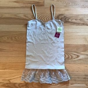 Altar’d State | Poof | Lace Nude Cami | S